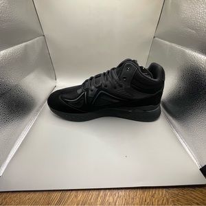 NEW Men’s mid top, cross  training shoes 14 extra wide. BRAND NEW never worn!